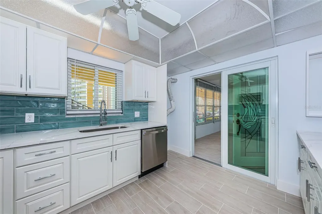 4700 Cove Circle St Petersburg FL 33708