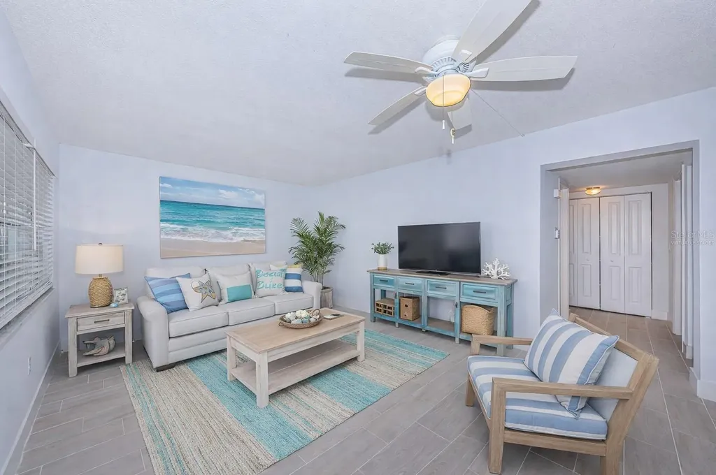 4700 Cove Circle St Petersburg FL 33708