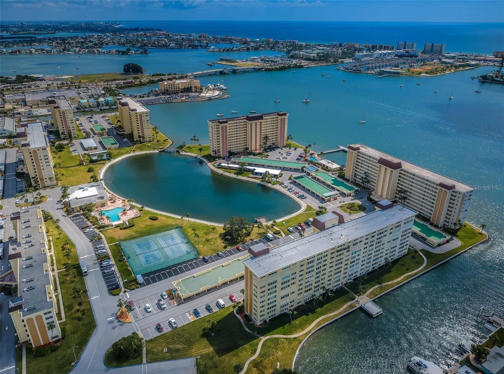 4700 Cove Circle St Petersburg FL 33708