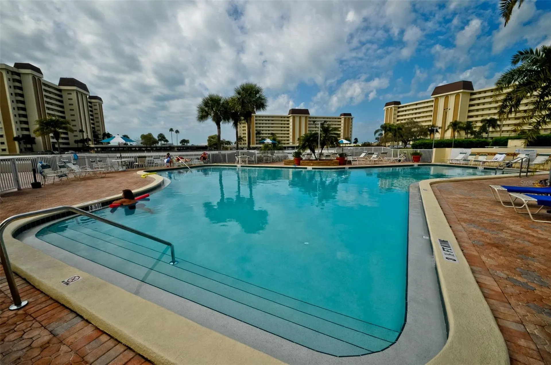 4700 Cove Circle St Petersburg FL 33708