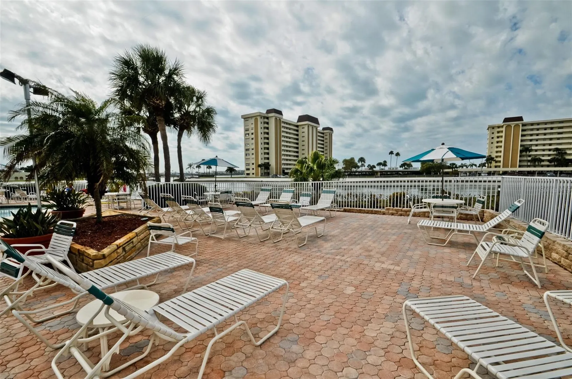 4700 Cove Circle St Petersburg FL 33708