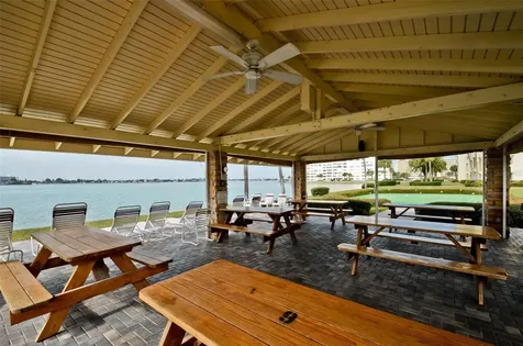 4700 Cove Circle St Petersburg FL 33708