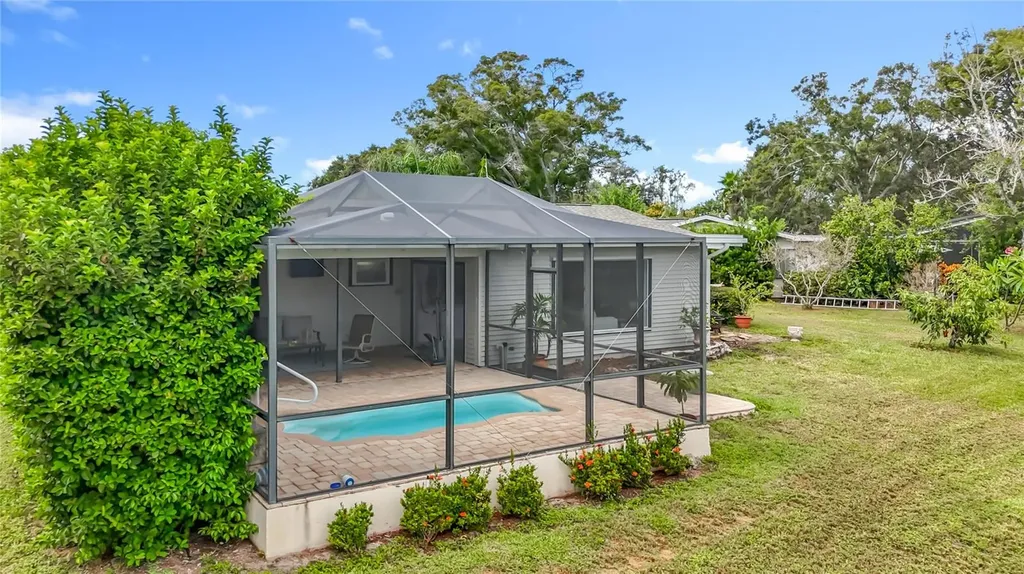 2071 Butternut Circle E Clearwater FL 33763
