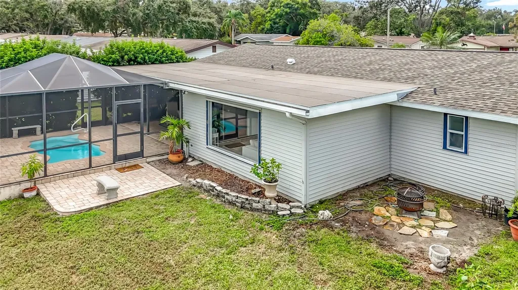 2071 Butternut Circle E Clearwater FL 33763