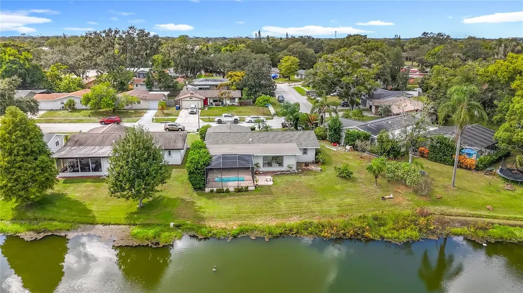 2071 Butternut Circle E Clearwater FL 33763