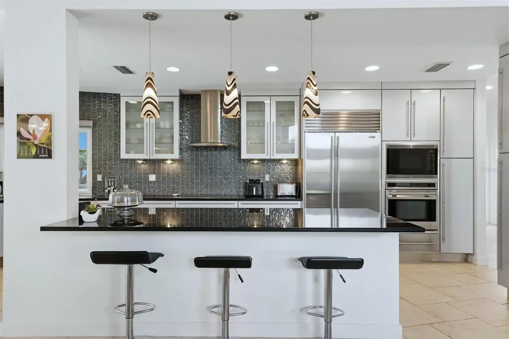3906 Spyglass Hill Road Sarasota FL 34238