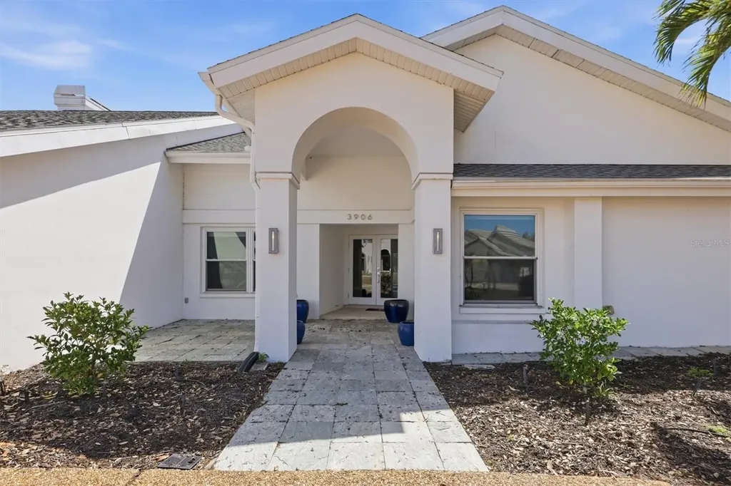 3906 Spyglass Hill Road Sarasota FL 34238