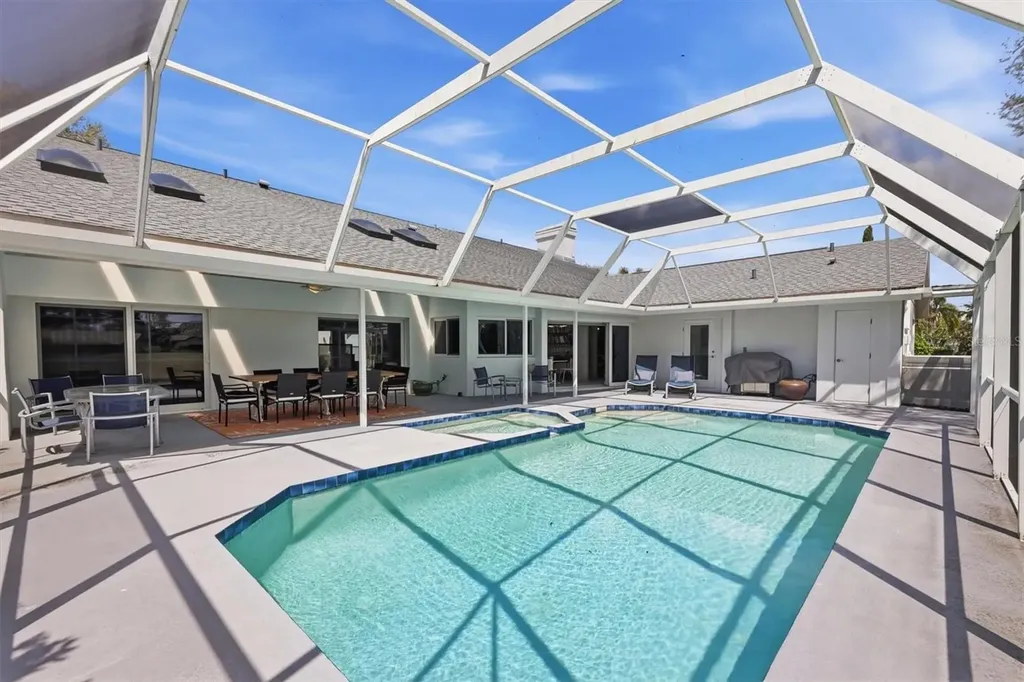 3906 Spyglass Hill Road Sarasota FL 34238