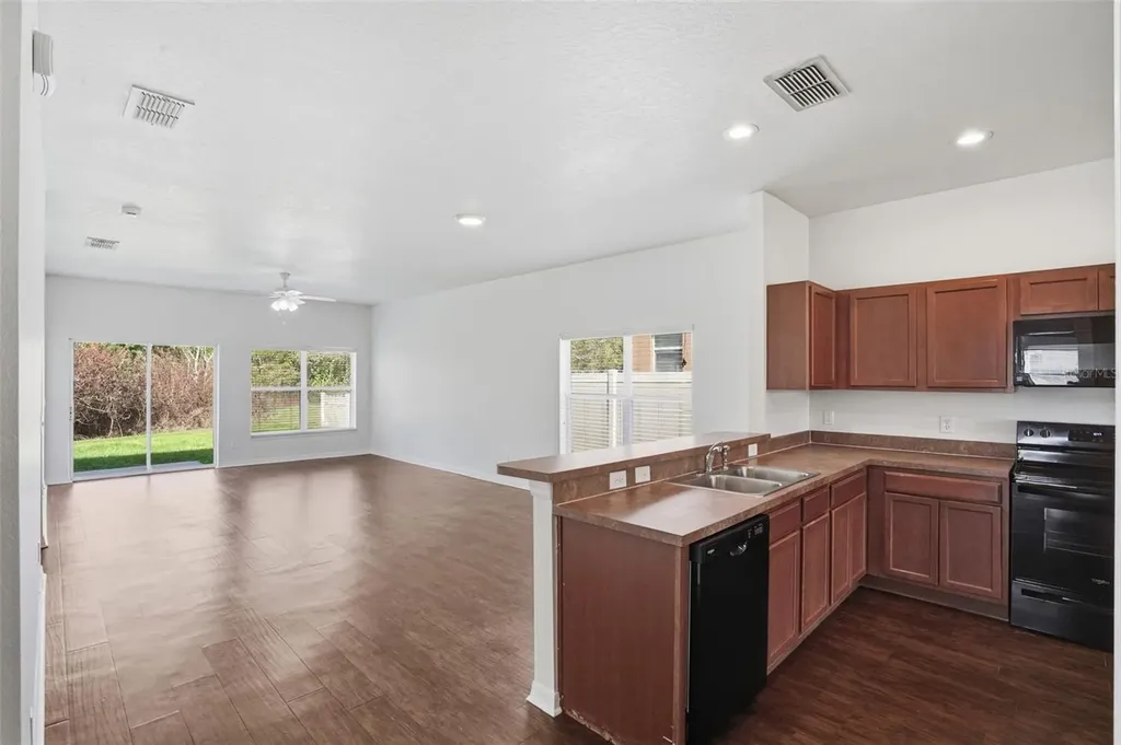 1216 Maplebrook Drive Lake Alfred FL 33850