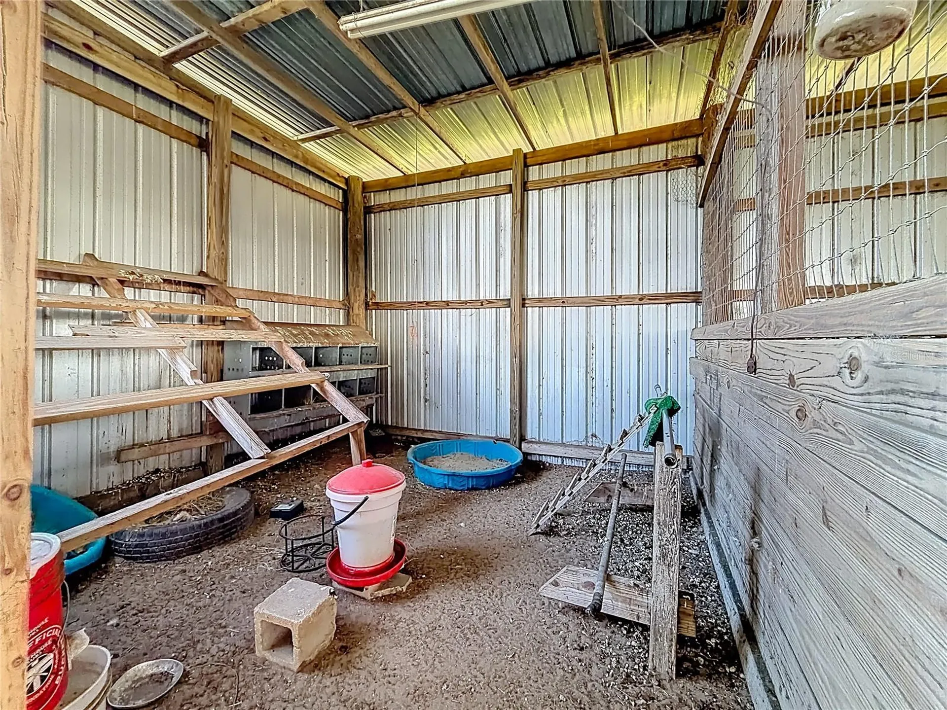 855 NE 107th Road Oxford FL 34484