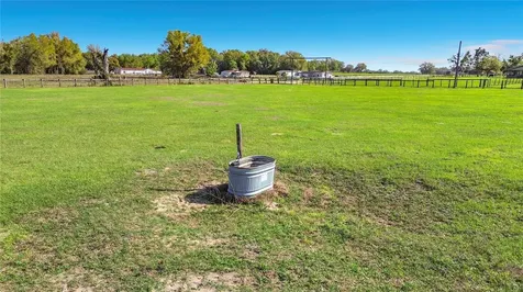 855 NE 107th Road Oxford FL 34484