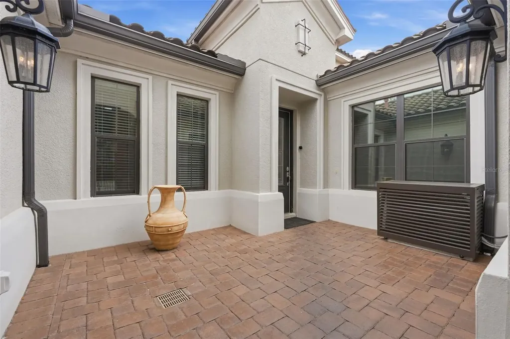 1501 Amarone Place Lutz FL 33548