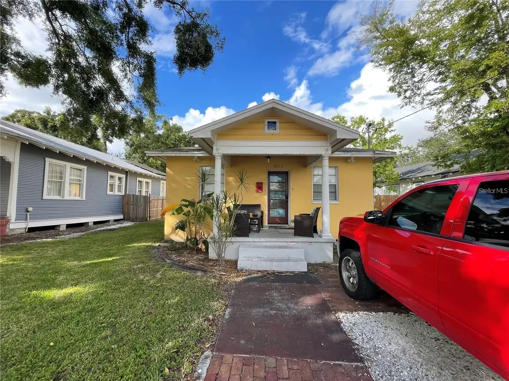 2312 E 9th Avenue Tampa FL 33605