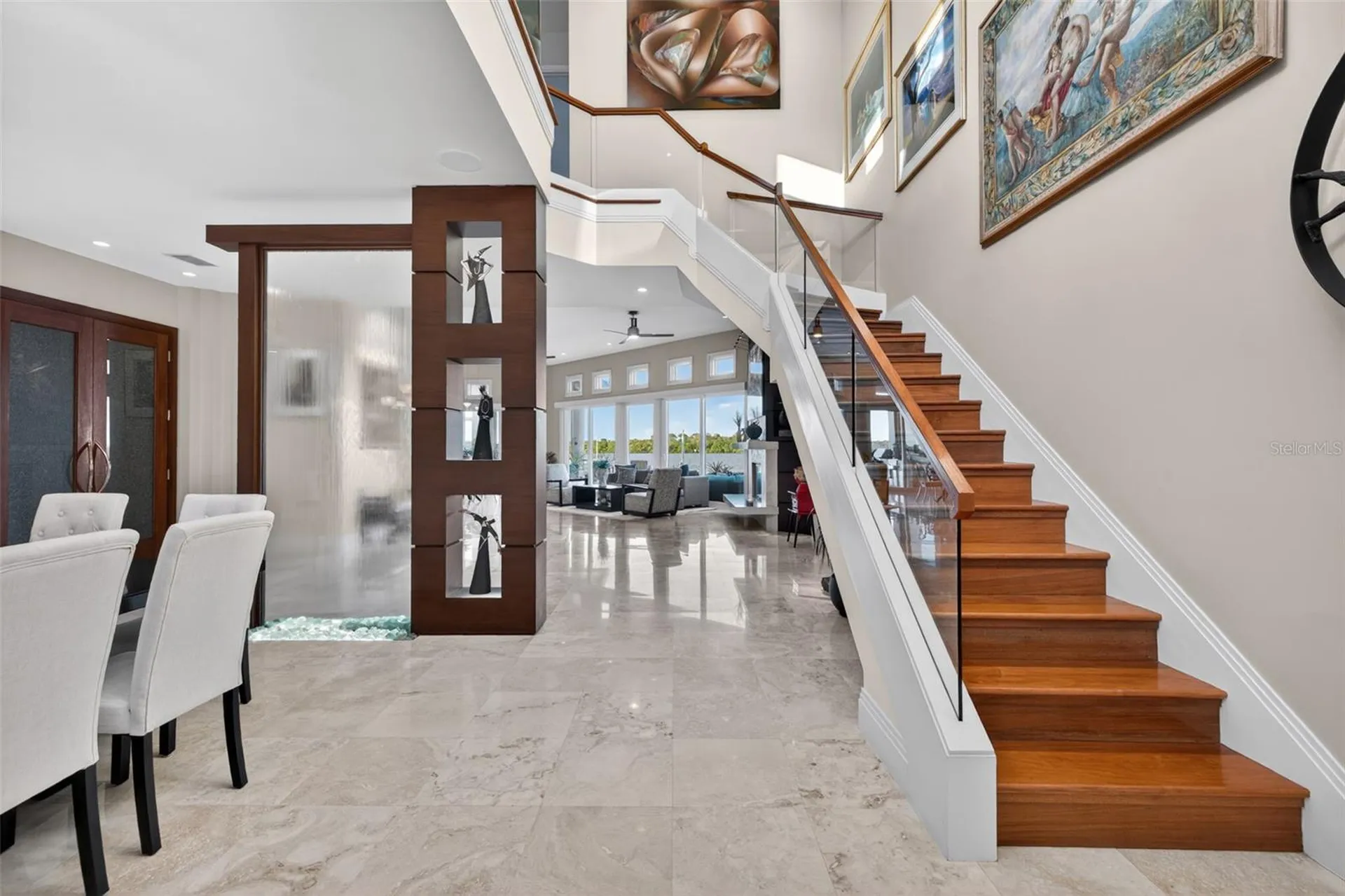 2279 Mermaid Point NE St Petersburg FL 33703
