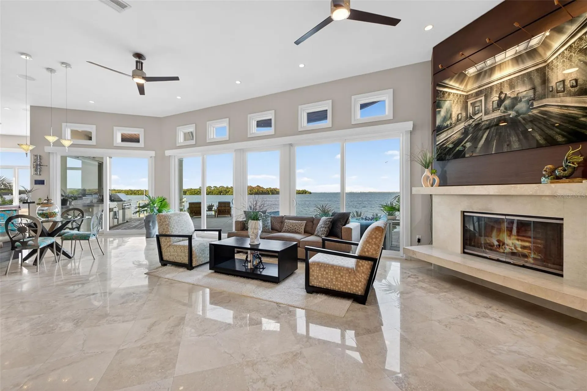 2279 Mermaid Point NE St Petersburg FL 33703