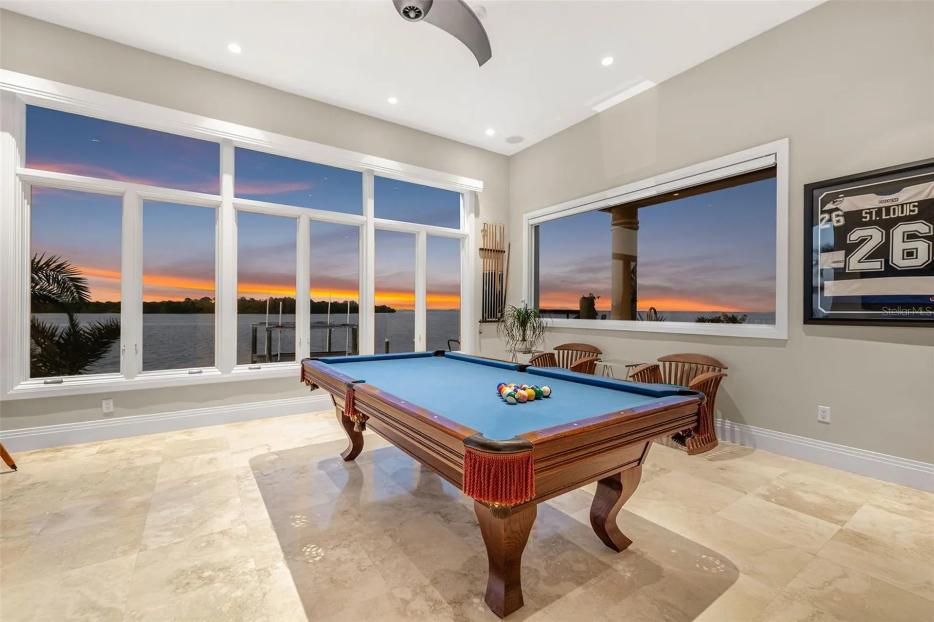 2279 Mermaid Point NE St Petersburg FL 33703