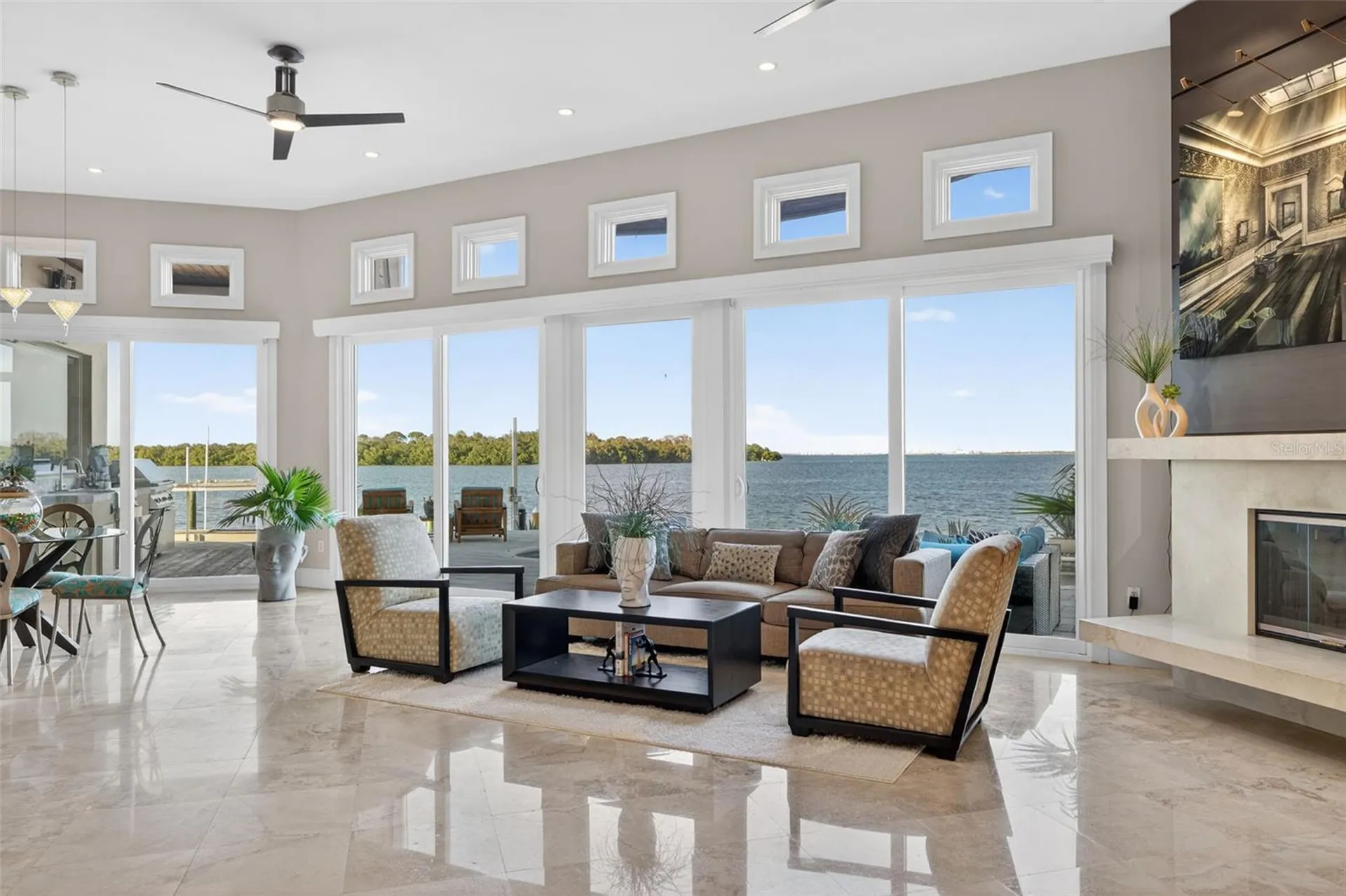 2279 Mermaid Point NE St Petersburg FL 33703