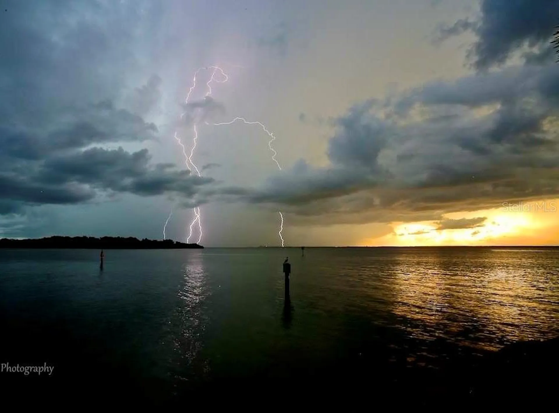 2279 Mermaid Point NE St Petersburg FL 33703
