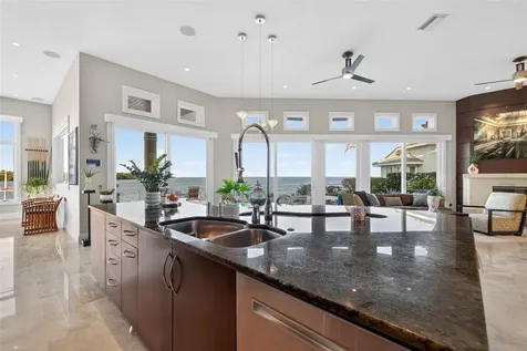 2279 Mermaid Point NE St Petersburg FL 33703