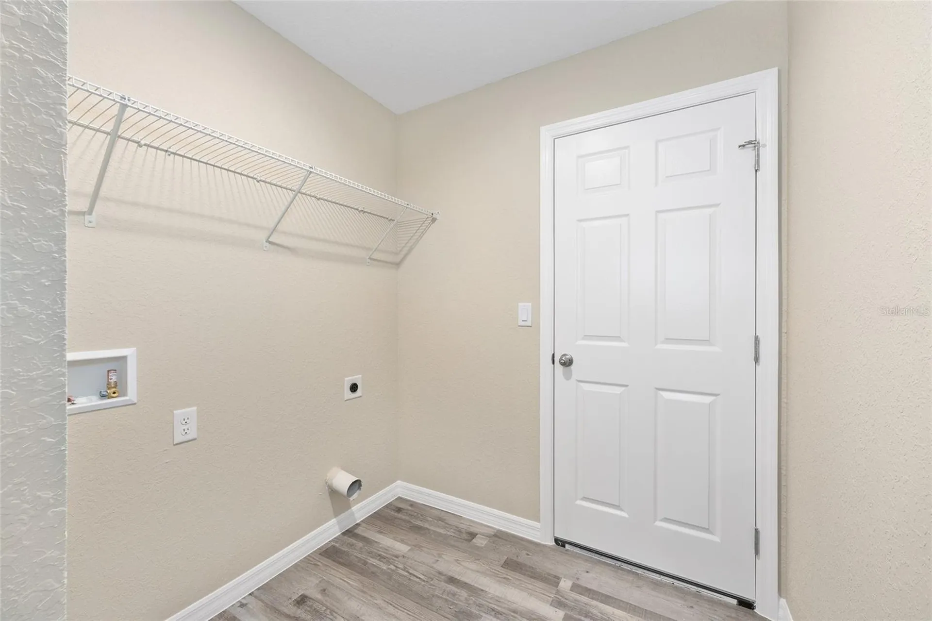 21 Fisher Place Ocklawaha FL 32179