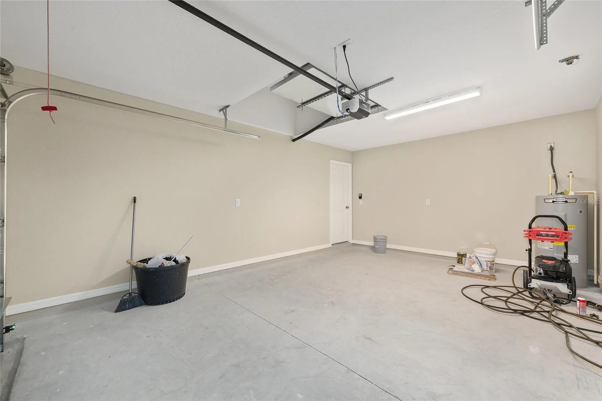 21 Fisher Place Ocklawaha FL 32179