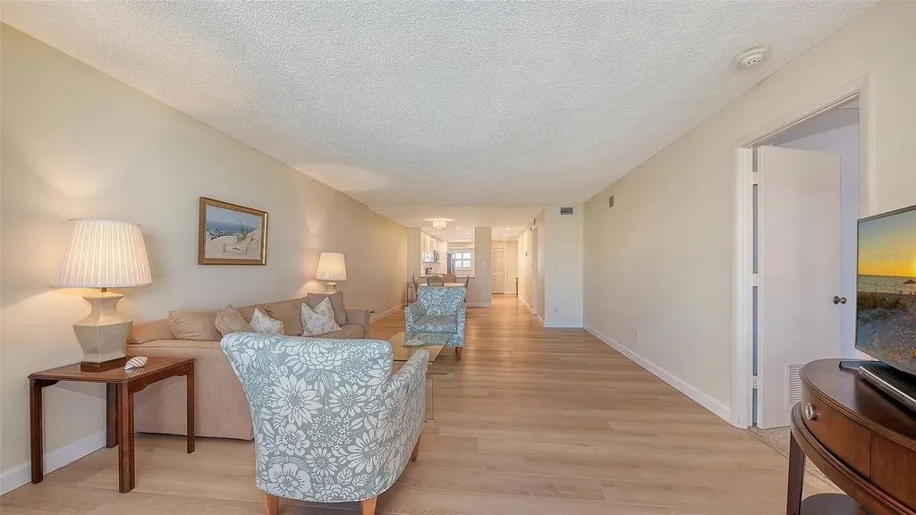 5790 Midnight Pass Road Sarasota FL 34242