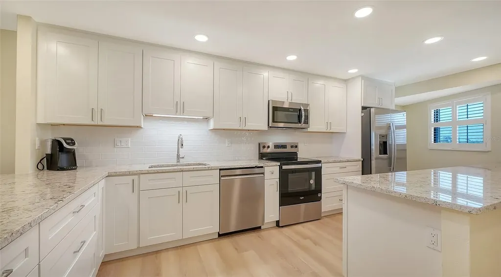 5790 Midnight Pass Road Sarasota FL 34242