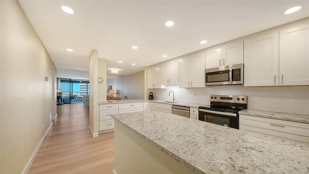 5790 Midnight Pass Road Sarasota FL 34242