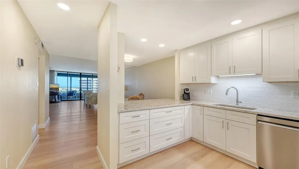 5790 Midnight Pass Road Sarasota FL 34242