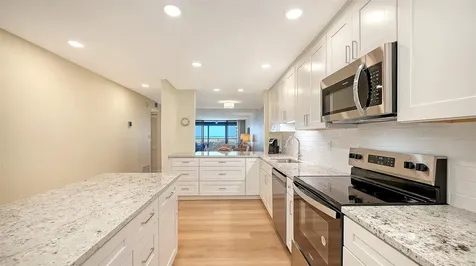 5790 Midnight Pass Road Sarasota FL 34242