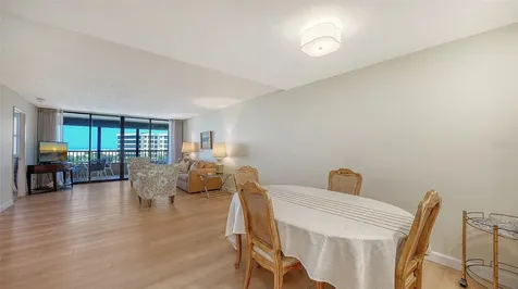 5790 Midnight Pass Road Sarasota FL 34242