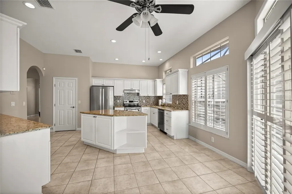4104 SW 30th Court Ocala FL 34474