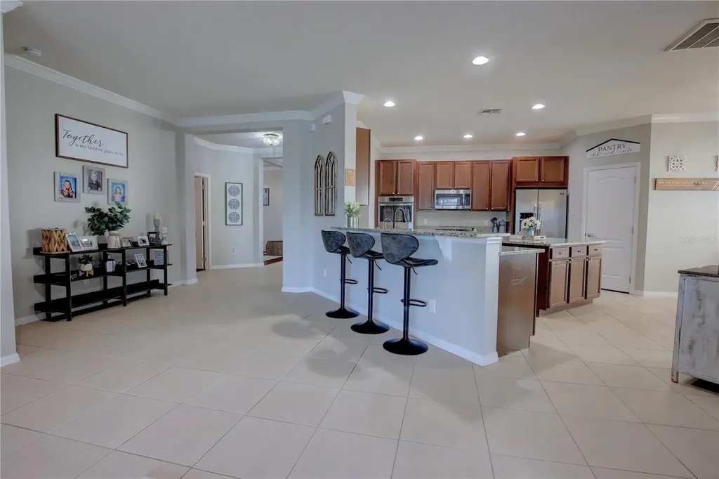 927 Sherbourne Circle Lake Mary FL 32746