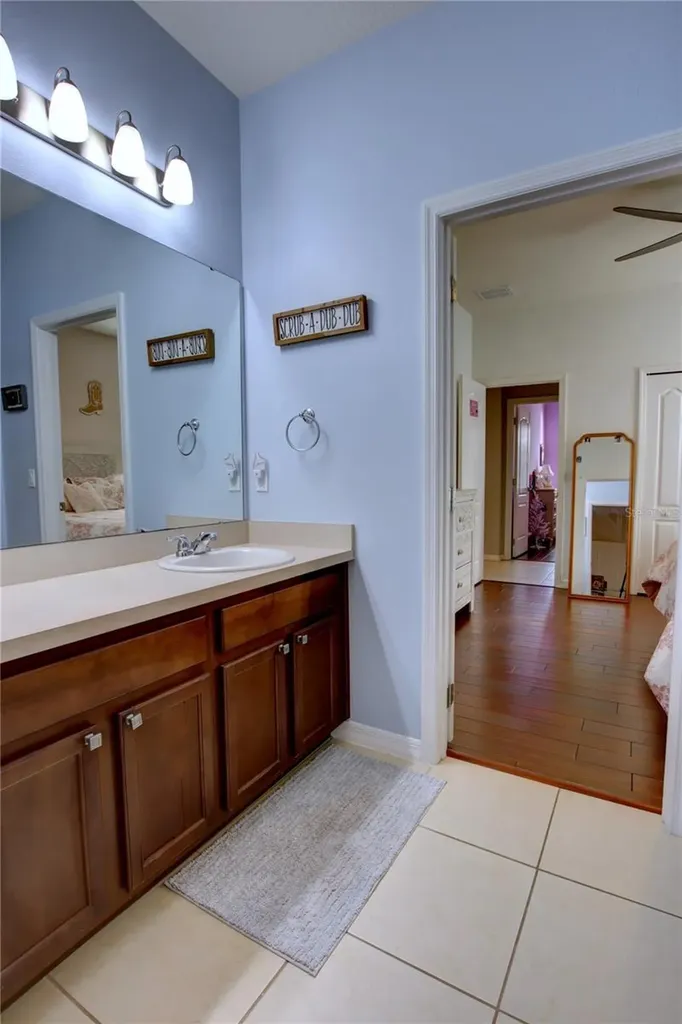 927 Sherbourne Circle Lake Mary FL 32746