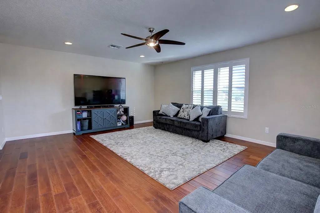 927 Sherbourne Circle Lake Mary FL 32746
