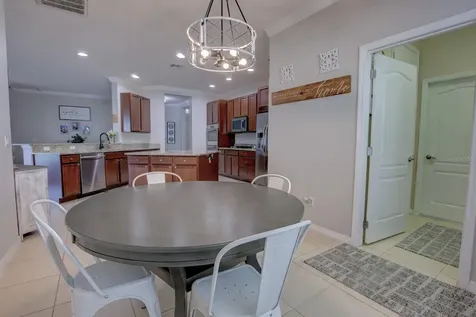 927 Sherbourne Circle Lake Mary FL 32746