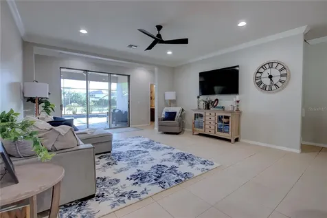 927 Sherbourne Circle Lake Mary FL 32746