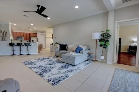 927 Sherbourne Circle Lake Mary FL 32746