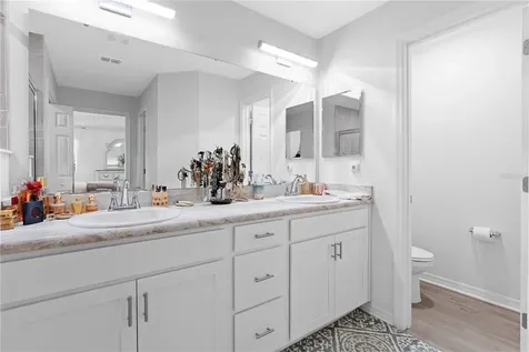 956 Aruba Avenue Mulberry FL 33860