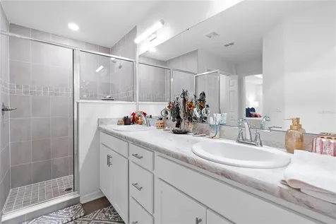 956 Aruba Avenue Mulberry FL 33860