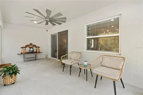 956 Aruba Avenue Mulberry FL 33860