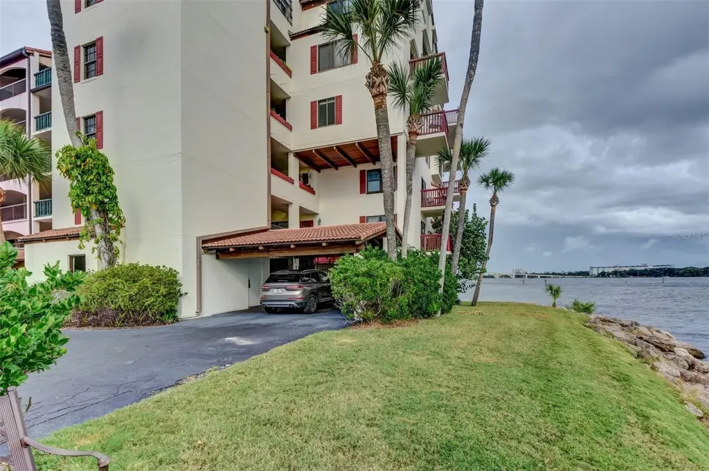746 Marina Point Drive Daytona Beach FL 32114
