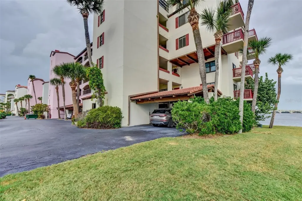 746 Marina Point Drive Daytona Beach FL 32114