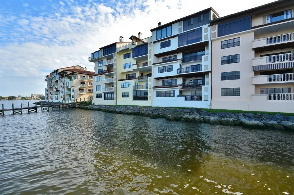 746 Marina Point Drive Daytona Beach FL 32114