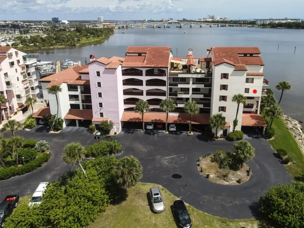 746 Marina Point Drive Daytona Beach FL 32114