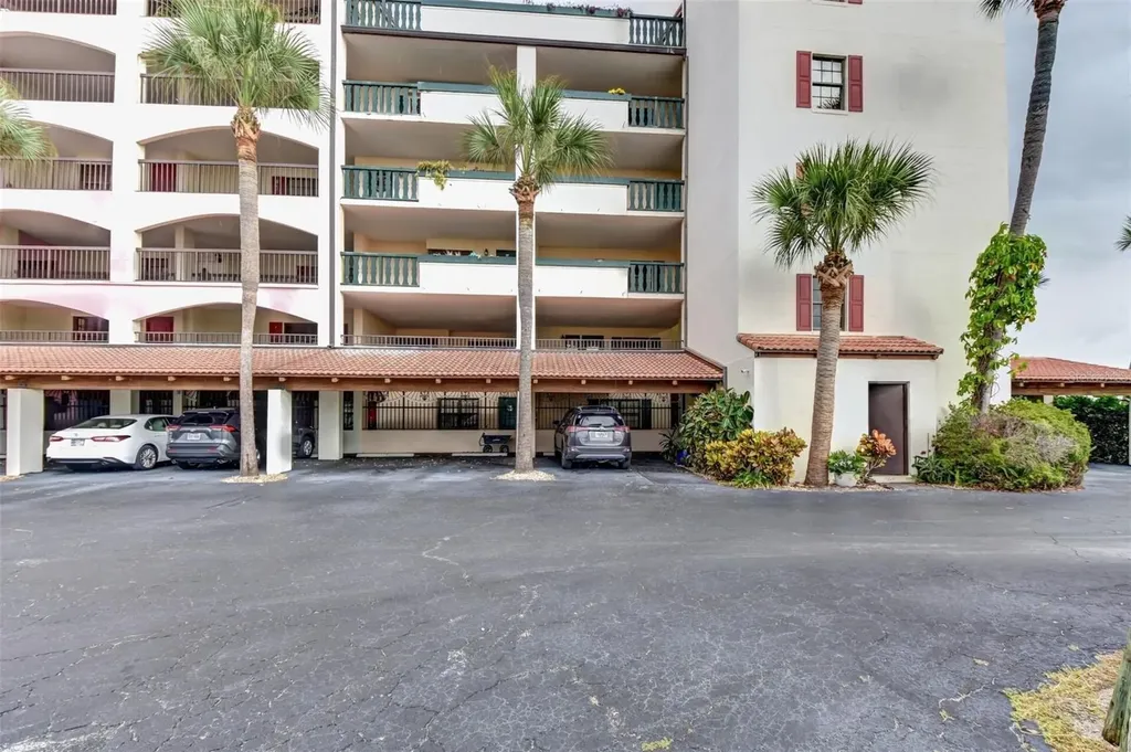 746 Marina Point Drive Daytona Beach FL 32114