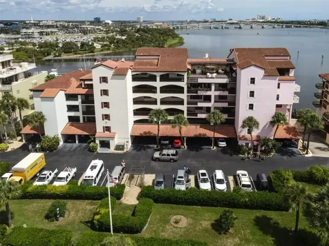 746 Marina Point Drive Daytona Beach FL 32114