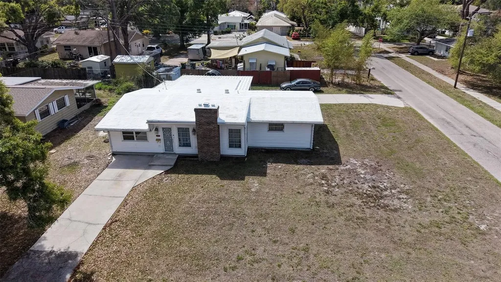 2600 Loma Linda Street Sarasota FL 34239