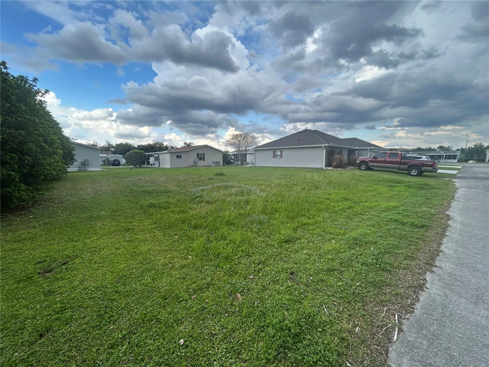 5198 Oxford Court Wildwood FL 34785