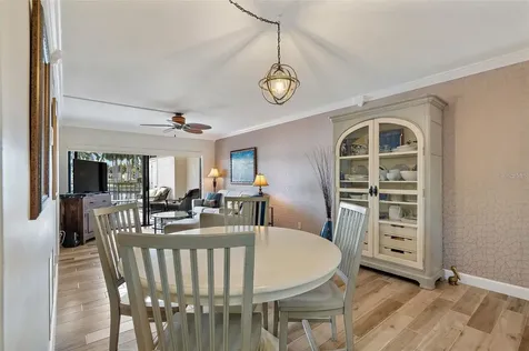 6277 Bahia Del Mar Boulevard St Petersburg FL 33715